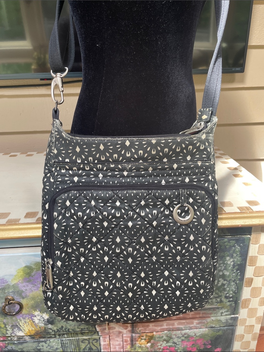Travelon RFID Protection Quilted Crossbody Bag